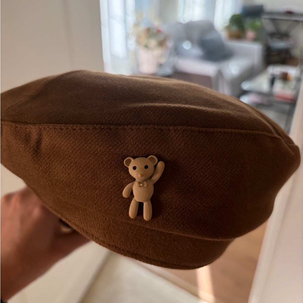 Vintage-Inspired Brown Teddy Bear Beret – New